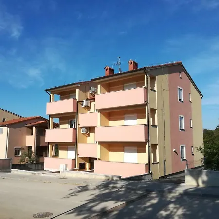 Cornial Apartment